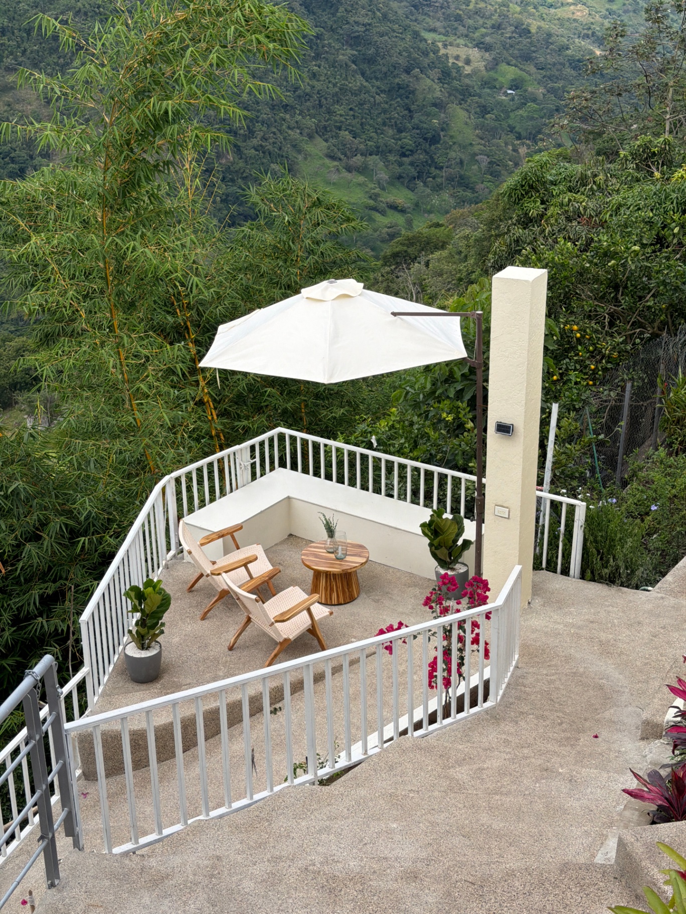 Terraza con vista a la montaña
