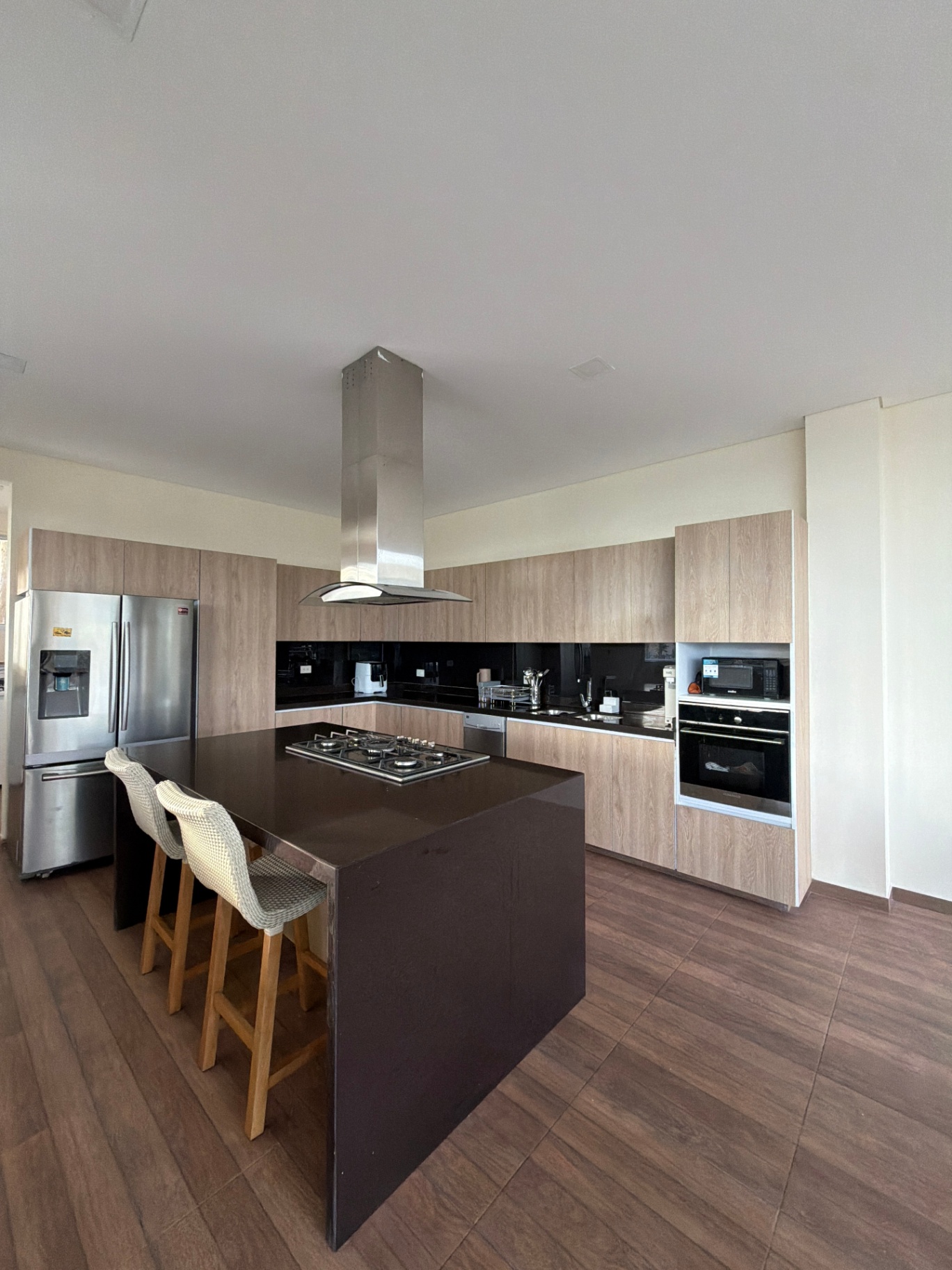 Cocina con isla central